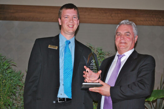 1589250934.randy_tumber_and_jason_becker_from_caterpillar-web